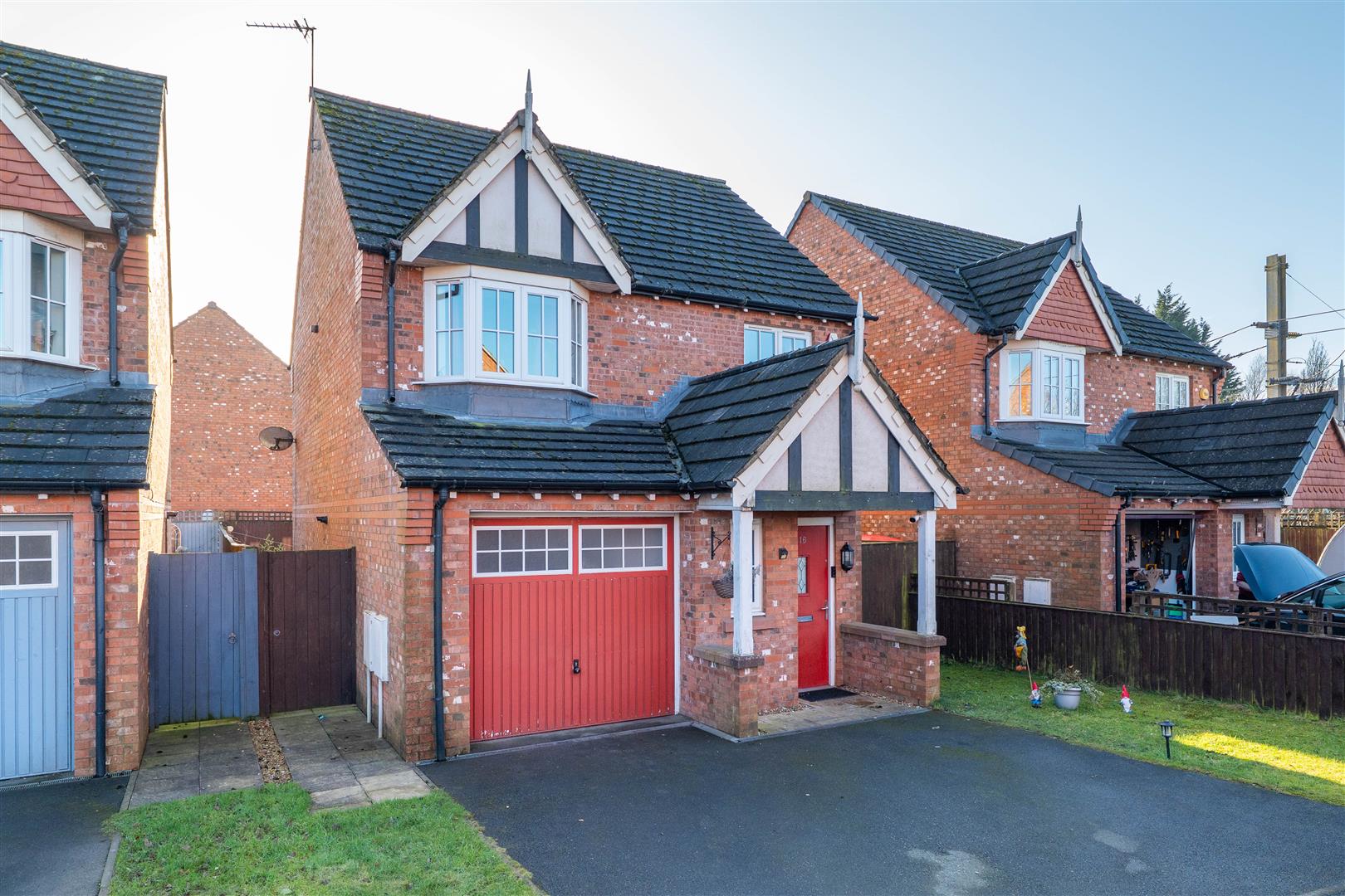 3 bed property in Meadow Close, Chorley